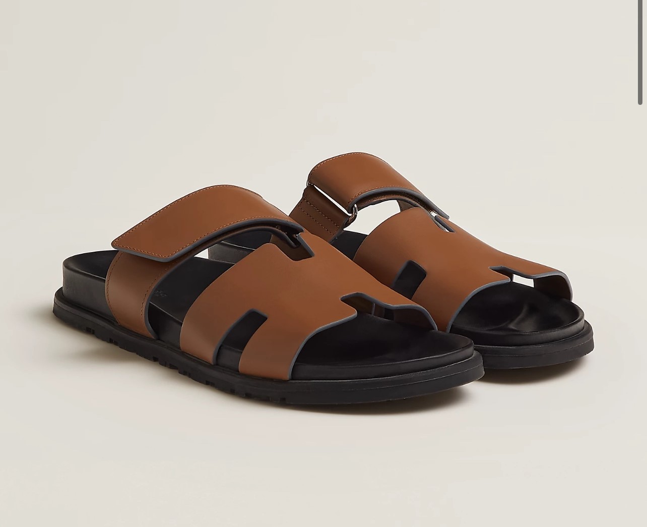 [최고퀄핸드메이드]에르메스 CHYPRE SANDAL