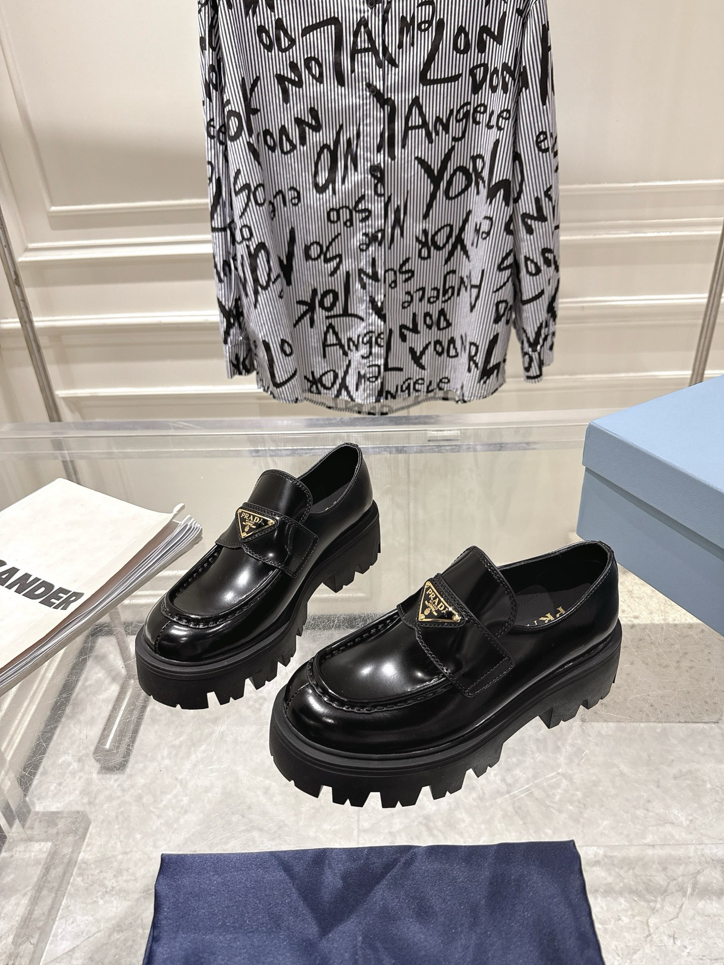 프라다 신상 플랫폼 로퍼 4.5cm