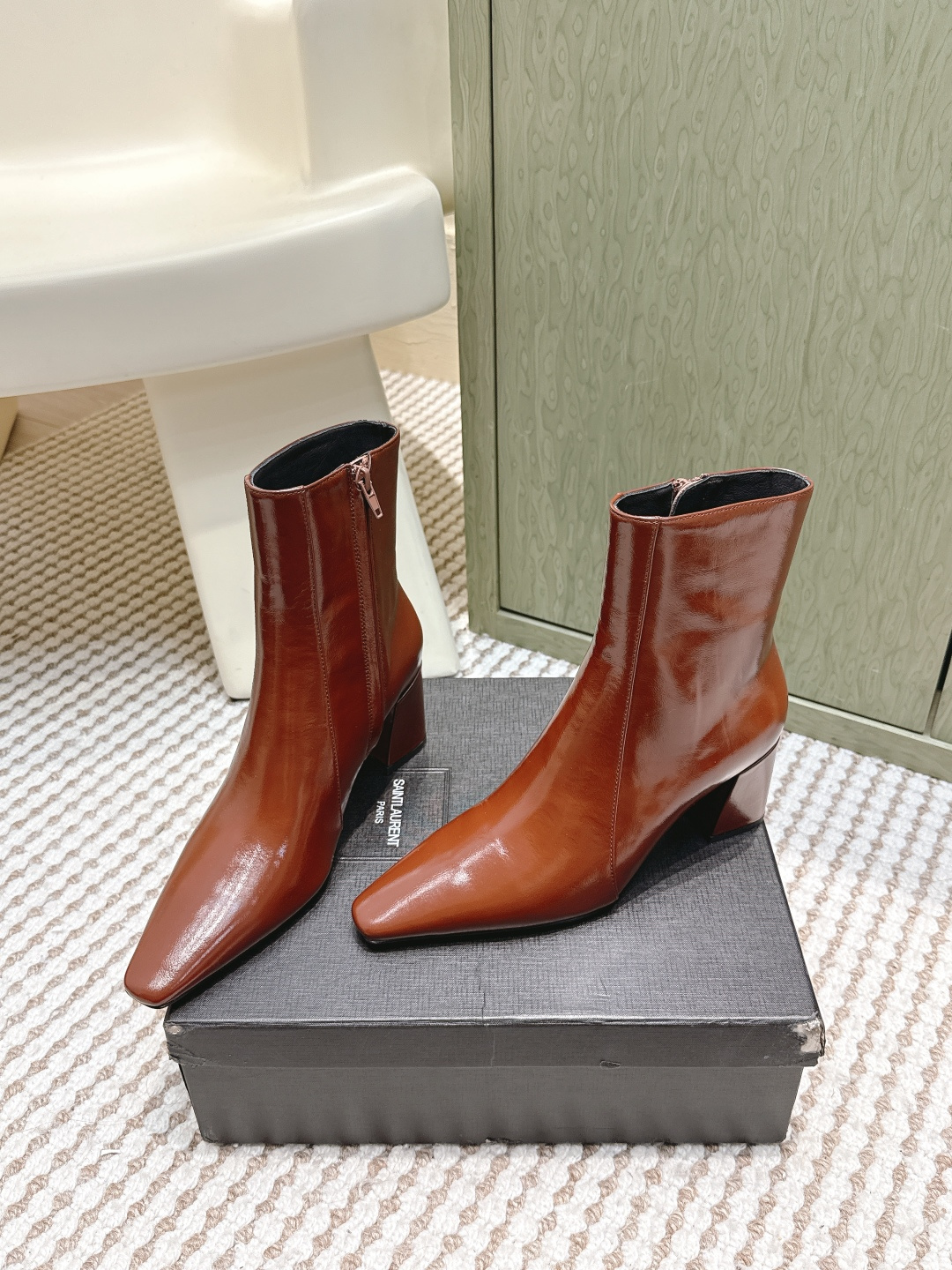 생로랑 신상 힐 앵클부츠 7.5cm