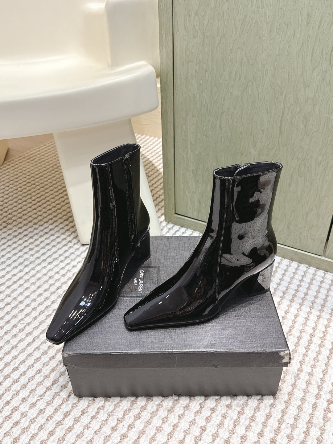 생로랑 신상 힐 앵클부츠 7.5cm