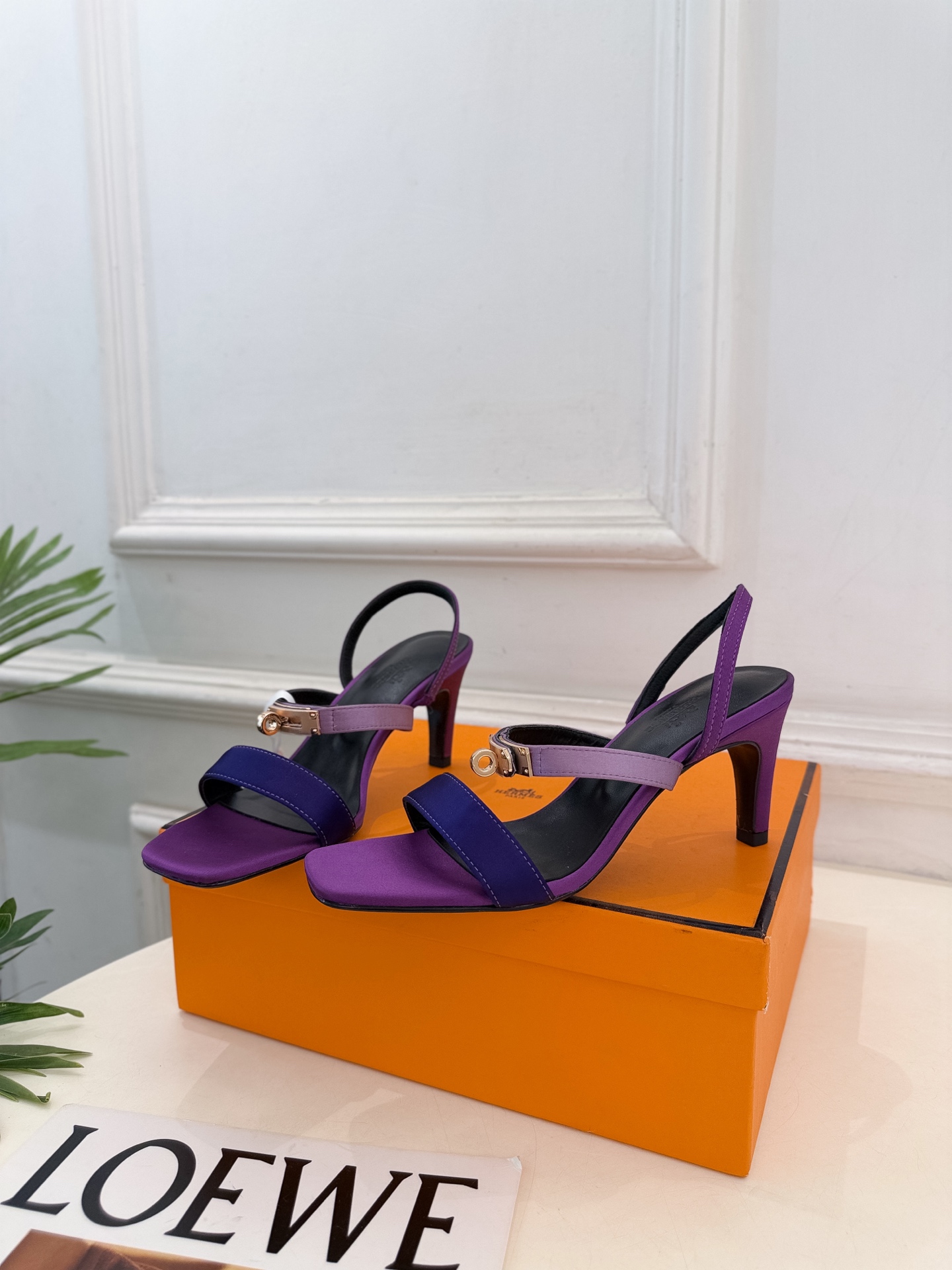 에르메스 26 신상 Glamour 힐 샌들 7.5cm