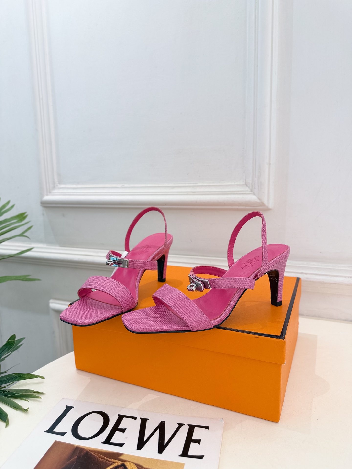 에르메스 26 신상 Glamour 힐 샌들 7.5cm