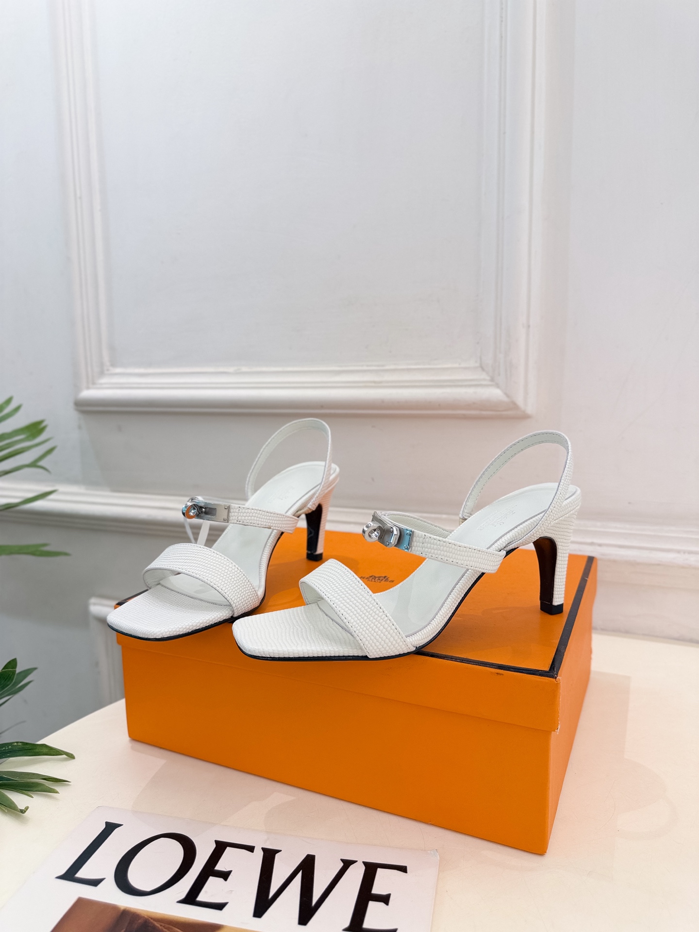 에르메스 26 신상 Glamour 힐 샌들 7.5cm
