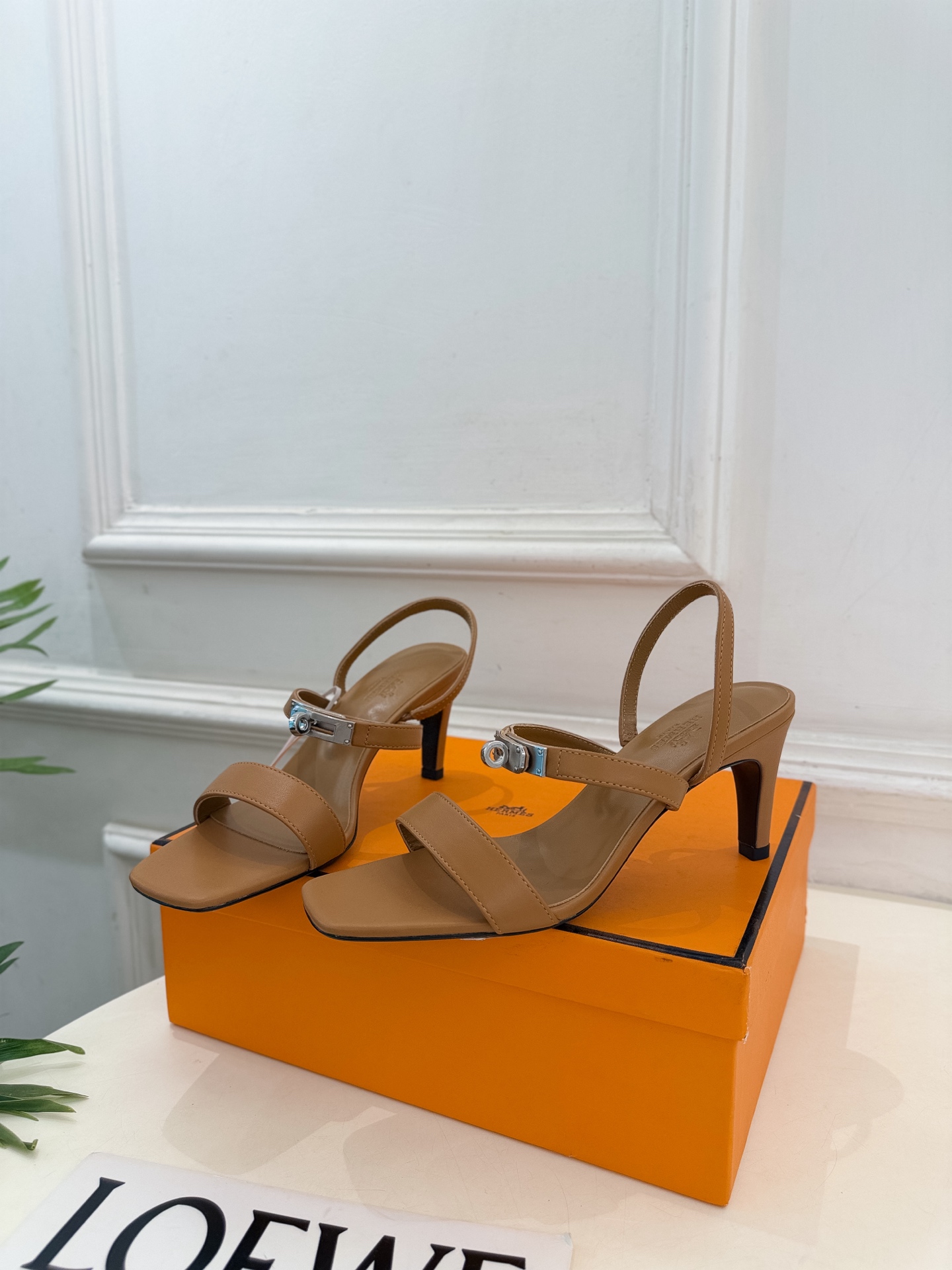에르메스 26 신상 Glamour 힐 샌들 7.5cm