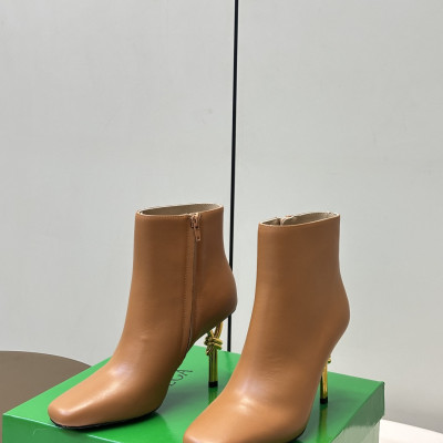 보테가베네타 26SS 신상 힐 숏부츠