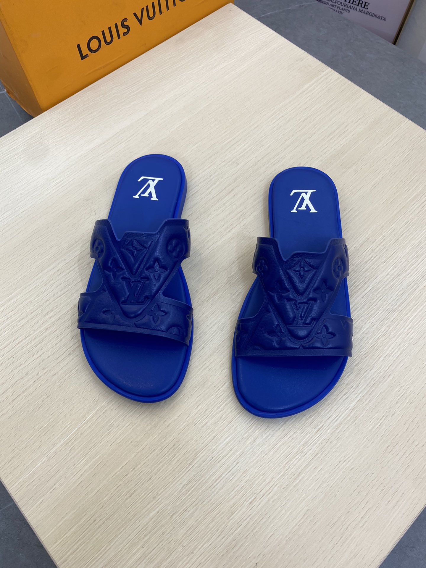 루이비통 24ss LV 남성 슬리퍼