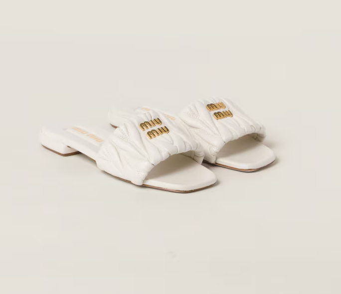 MIUMIU 24ss 마테라쎄 나파가죽 슬라이드