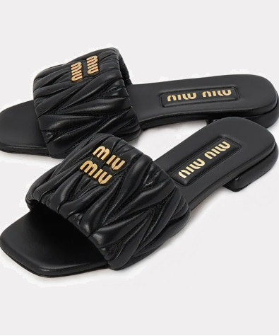 MIUMIU 24ss 마테라쎄 나파가죽 슬라이드