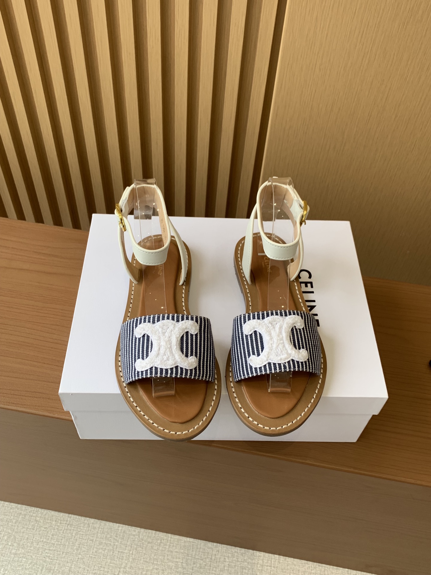CELINE 24ss 트리오페 마크라메 림피아 샌들