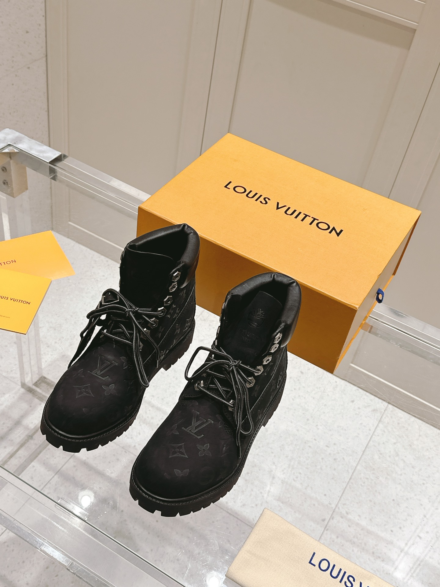 루이비통 X Timberland 팀버랜드 6인치 앵클부츠 [커플화]
