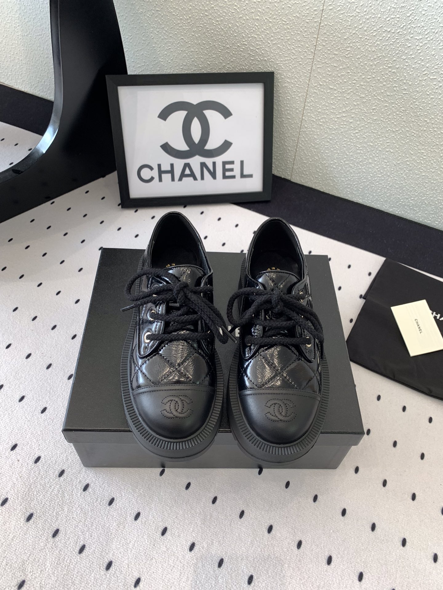 Chanel 24ss 신상 CC로고 레이스업