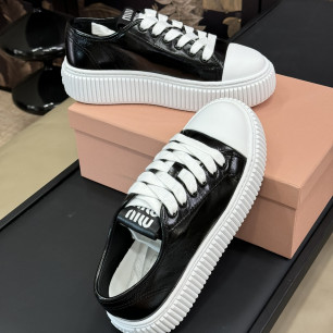 미우미우 FW24 NEW 배색 스니커즈